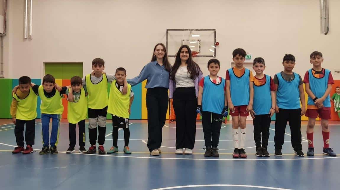 Ahi Evran İlkokulu  3. ve 4. Sınıflar arası futbol turnuvası
